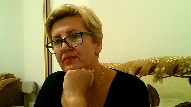 Snapshot of Dana4921 chatting on September 18, 5:26 pm Dana4921 online show from September 18, 5:26 pm