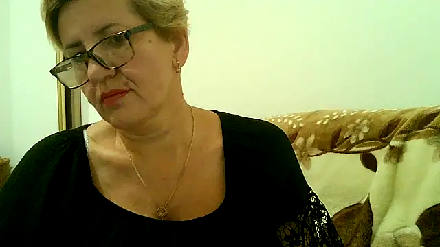 Snapshot of Dana4921 chatting on October 3, 4:59 pm Dana4921 online show from October 3, 4:59 pm