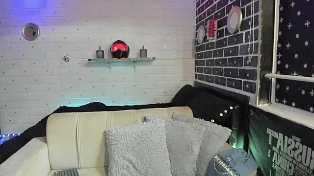 AdanXanders online show from March 25, 9:54 pm