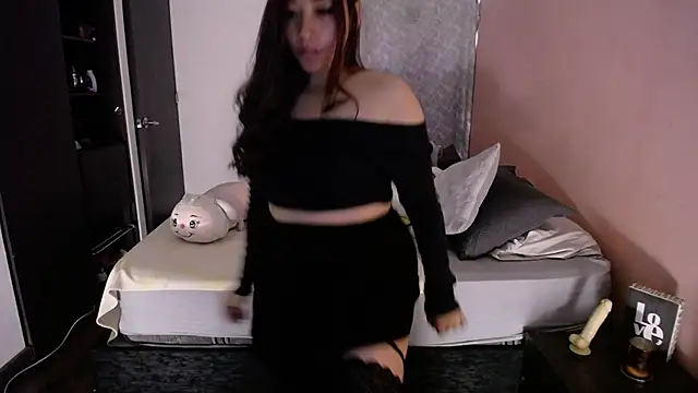 Mia 1120 online show from July 28, 7:39 pm