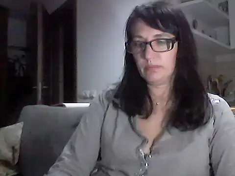 Snapshot of Elena48324 chatting on March 30, 6:09 pm Elena48324 online show from March 30, 6:09 pm