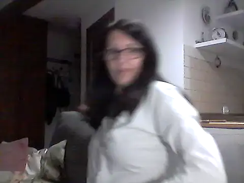 Snapshot of Elena48324 chatting on April 1, 5:54 pm Elena48324 online show from April 1, 5:54 pm