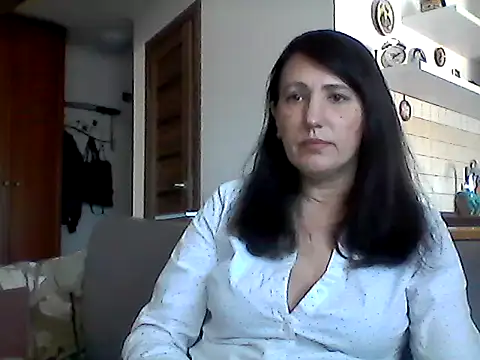 Snapshot of Elena48324 chatting on April 4, 11:08 am Elena48324 online show from April 4, 11:08 am