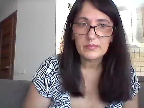 Snapshot of Elena48324 chatting on June 26, 10:08 am Elena48324 online show from June 26, 10:08 am