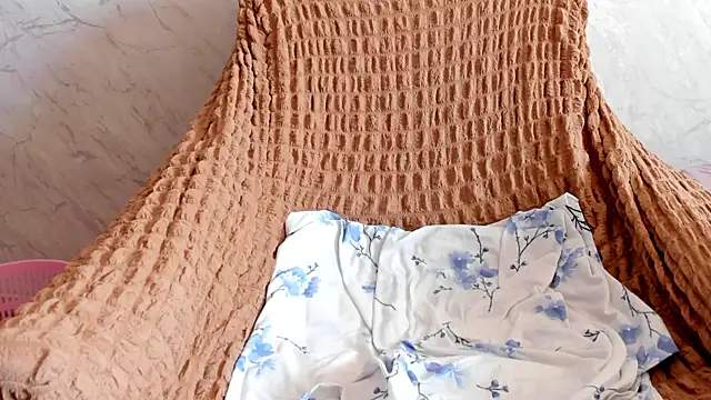 alice allens online show from July 28, 6:53 am