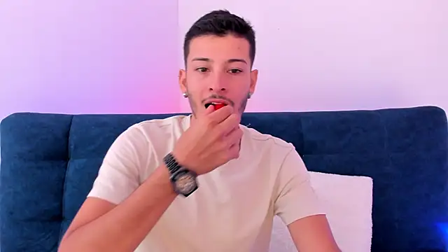  Monster cock4u  online show from September 10, 6:30 pm