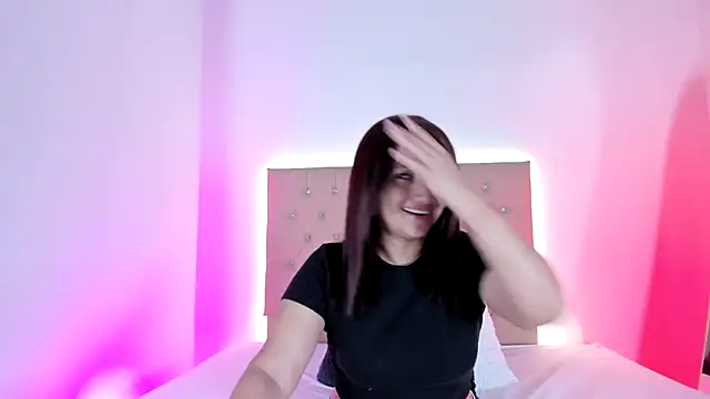 Zafiro  Brown online show from October 19, 11:55 am