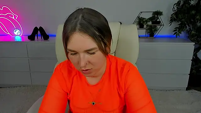 Snapshot of Sofii_darling chatting on March 13, 5:41 pm Sofii darling online show from March 13, 5:41 pm