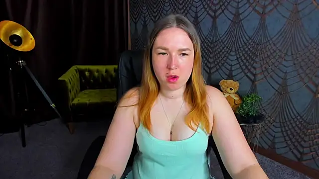 Snapshot of Sofii_darling chatting on March 27, 5:34 pm Sofii darling online show from March 27, 5:34 pm