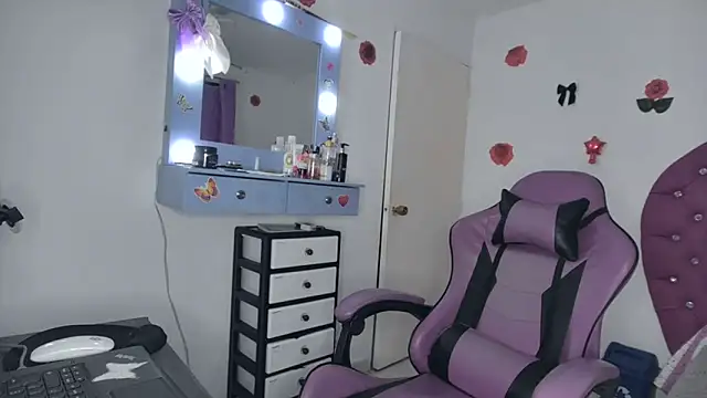 soffy rosses online show from June 8, 3:29 am