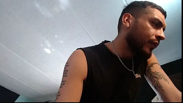 malek xarx  online show from November 7, 3:12 pm