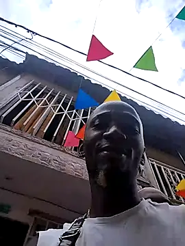 Snapshot of Jhoan_Simply chatting on December 17, 8:59 pm Jhoan Simply online show from December 17, 8:59 pm