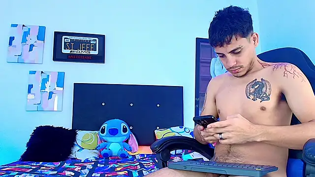 Snapshot of Luke_Stone chatting on September 24, 2:09 pm Luke Stone online show from September 24, 2:09 pm