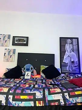 Snapshot of Luke_Stone chatting on September 28, 3:50 pm Luke Stone online show from September 28, 3:50 pm