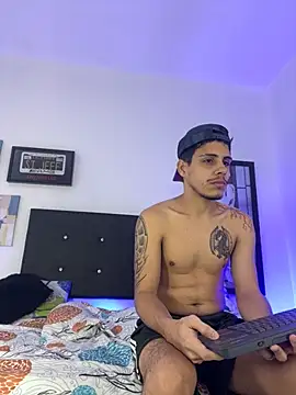 Snapshot of Luke_Stone chatting on October 15, 7:03 pm Luke Stone online show from October 15, 7:03 pm