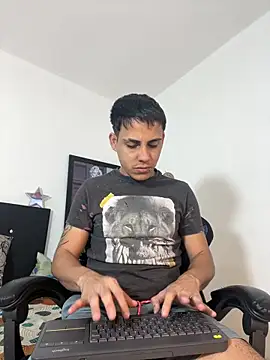 Luke Stone online show from June 16, 8:55 pm