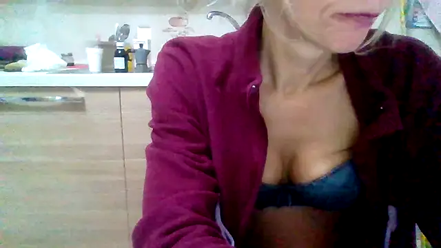 Kelly80 online show from December 19, 3:57 am