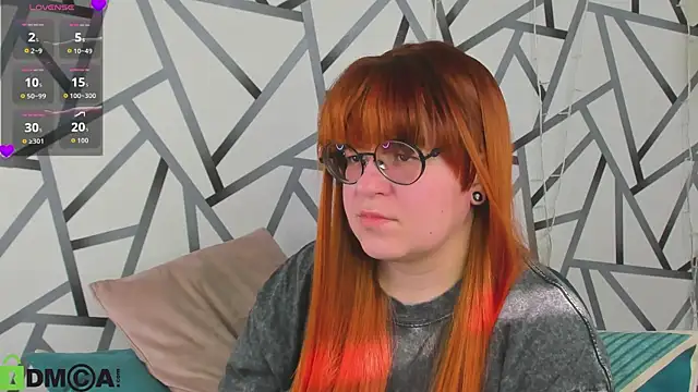 Snapshot of Michelle_Wilsson chatting on April 6, 7:42 am Michelle Wilsson online show from April 6, 7:42 am