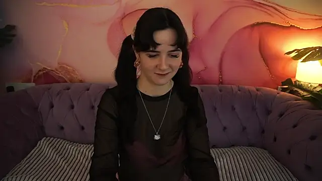 BerryDiva online show from November 17, 9:42 pm