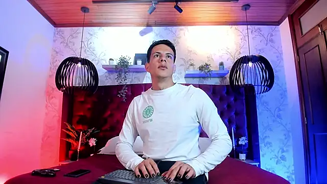 Dustin Sonne online show from May 20, 3:34 am