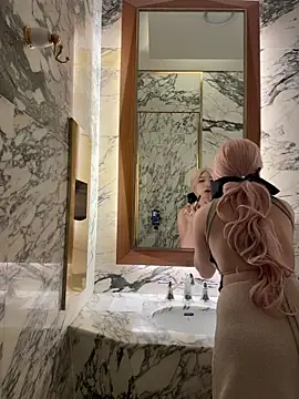 winter11 online show from September 11, 6:02 am