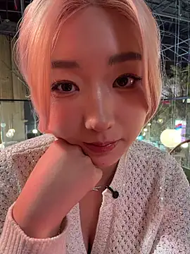 winter11 online show from January 13, 3:56 am