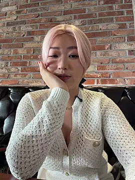 winter11 online show from February 11, 6:51 am