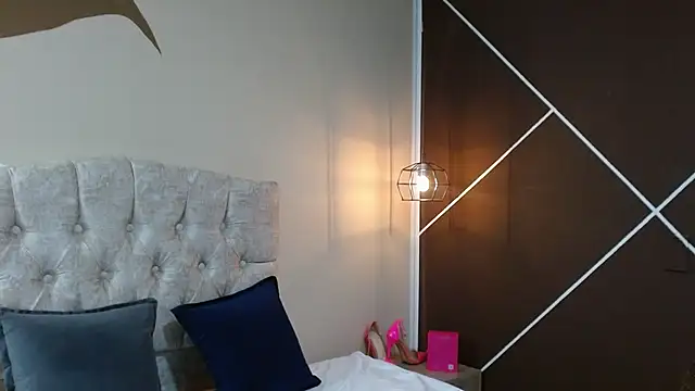 Aleecandrews online show from September 25, 7:28 pm