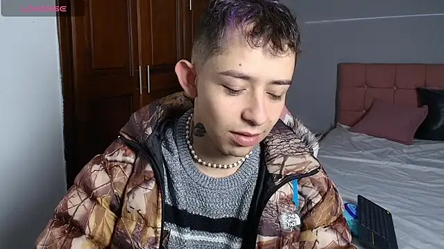 Aleecandrews online show from September 27, 7:41 pm