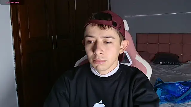 Aleecandrews online show from October 23, 7:12 pm