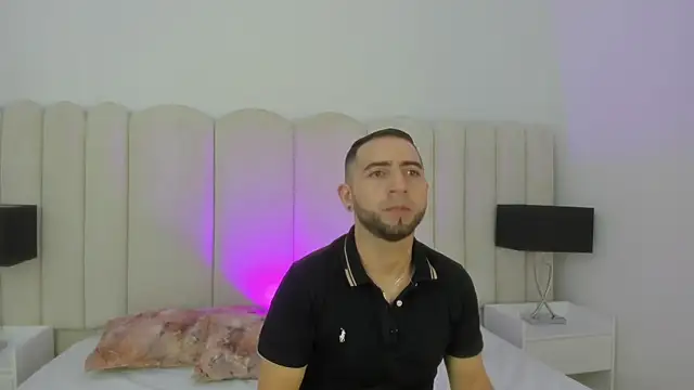 Snapshot of Lushian_ chatting on June 17, 4:19 pm Lushian online show from June 17, 4:19 pm