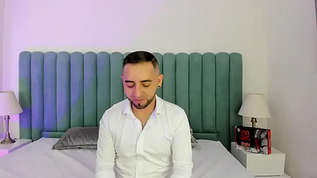 Snapshot of Lushian_ chatting on July 11, 2:53 pm Lushian online show from July 11, 2:53 pm
