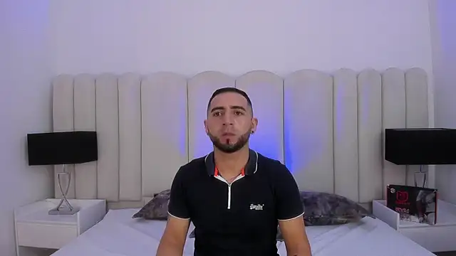 Snapshot of Lushian_ chatting on July 28, 4:39 pm Lushian online show from July 28, 4:39 pm