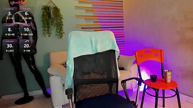 david huge online show from November 30, 1:42 am