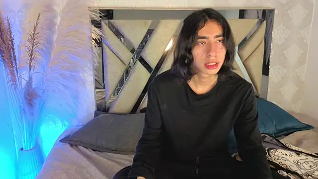 ryo light online show from May 11, 12:27 am