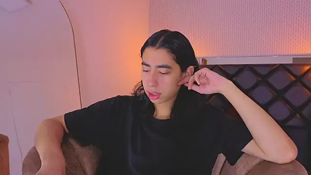 ryo light online show from June 18, 4:02 am