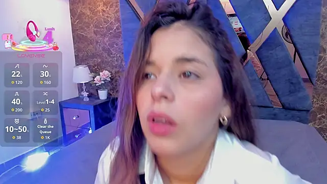 Snapshot of bianca_vega_ chatting on December 15, 11:14 am bianca vega online show from December 15, 11:14 am