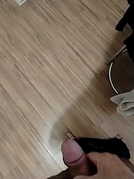 Snapshot of LeoMaduroSP chatting on September 15, 12:05 pm LeoMaduroSP online show from September 15, 12:05 pm