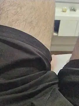 Snapshot of LeoMaduroSP chatting on October 15, 11:05 pm LeoMaduroSP online show from October 15, 11:05 pm