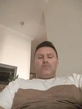 Snapshot of LeoMaduroSP chatting on December 1, 6:24 pm LeoMaduroSP online show from December 1, 6:24 pm