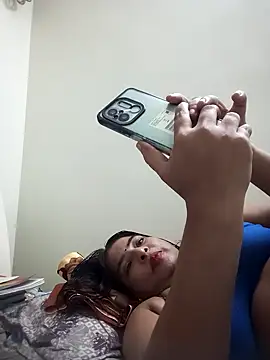 Snapshot of srimasrima chatting on October 13, 3:01 pm srimasrima online show from October 13, 3:01 pm