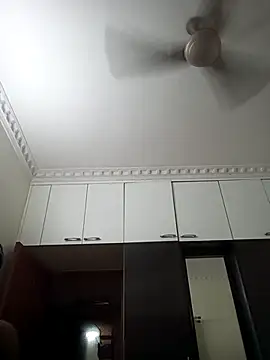 Snapshot of srimasrima chatting on October 30, 10:10 pm srimasrima online show from October 30, 10:10 pm