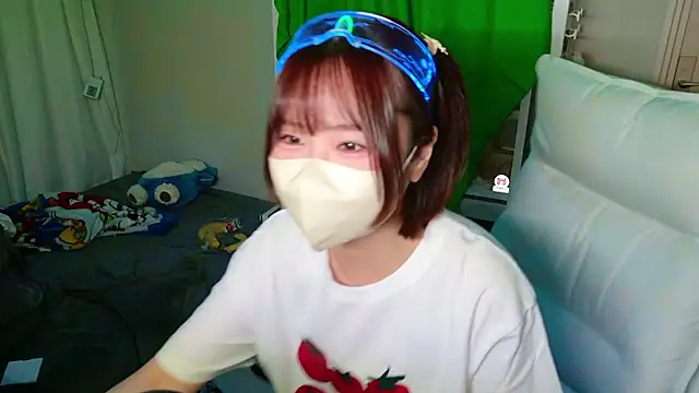 chii chan o0 online show from April 30, 1:17 pm