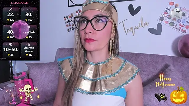 Snapshot of TilaTequila_15 chatting on October 30, 1:23 pm TilaTequila 15 online show from October 30, 1:23 pm