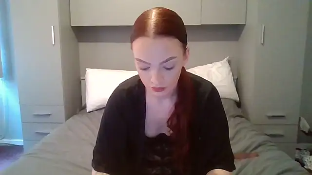 Filthy-British-Skylar online show from September 12, 2:06 pm