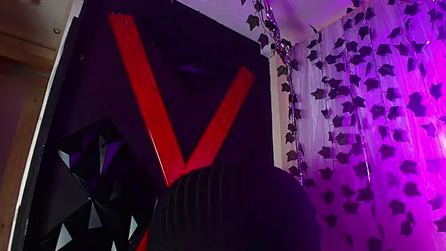 ivonne diaz1 online show from November 3, 7:37 pm