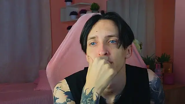 Martin Jin online show from October 2, 12:12 pm