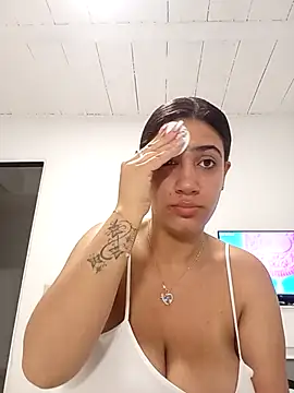 Samantha hotly online show from November 5, 10:15 am