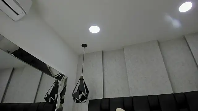 Snapshot of Samantha_hotly chatting on July 6, 12:40 am Samantha hotly online show from July 6, 12:40 am
