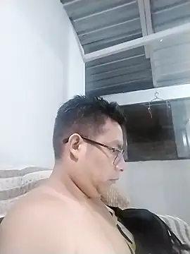 Snapshot of Napoleon246 chatting on February 22, 1:40 am Napoleon246 online show from February 22, 1:40 am